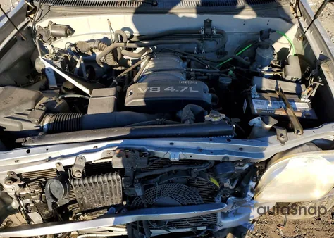 2002 Toyota Sequoia Sr5 z USA, uszkodzony, nr VIN 5TDBT44AX2S062998